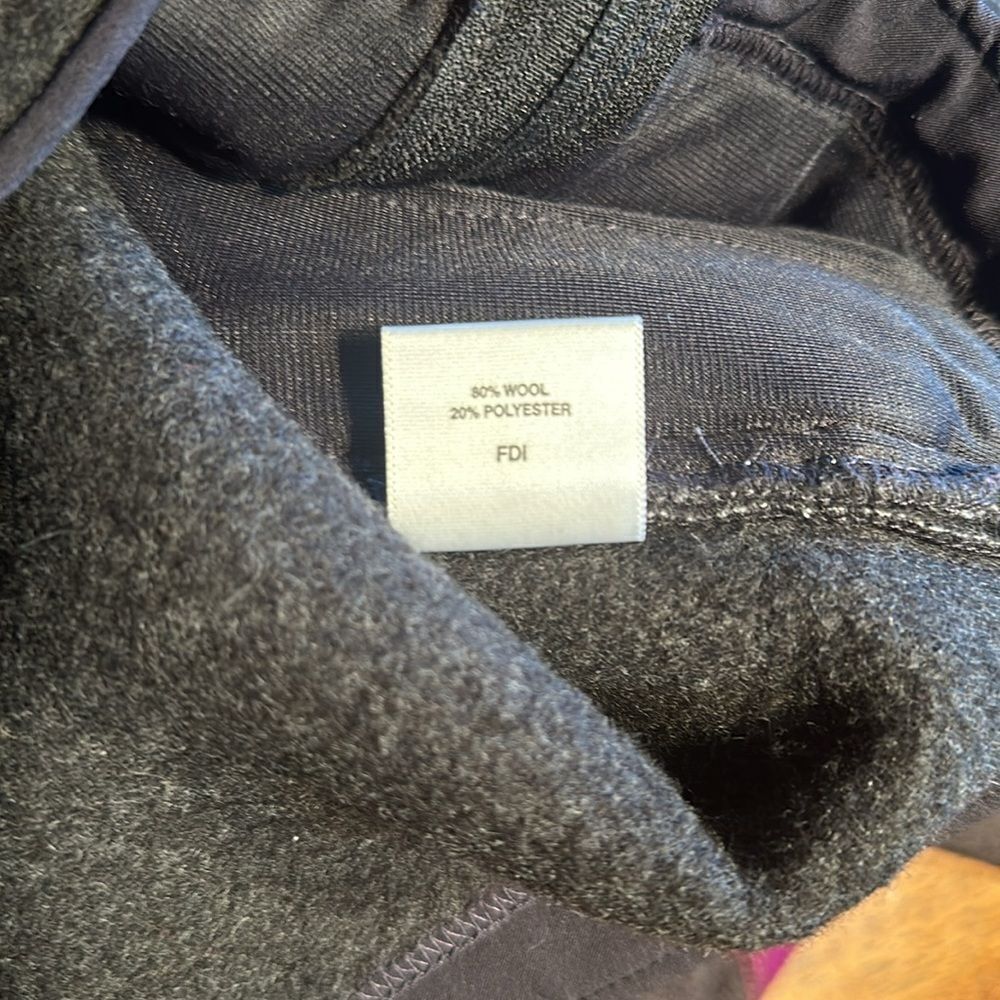Smartwool jacket S (CCC) - Picture 7 of 8